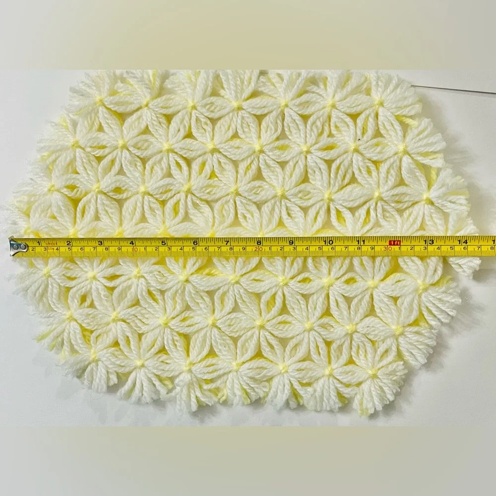 Hand Crocheted Daisy Yellow And White Placemat Doilies 60s 70s Cottagecore Set